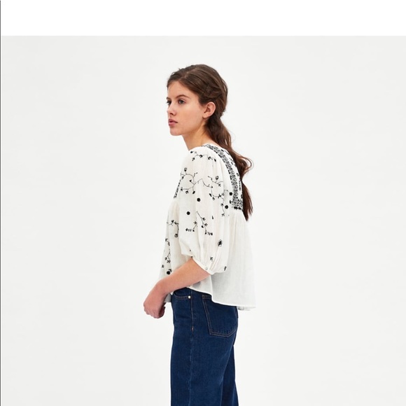 Embroidered top - Picture 1 of 2